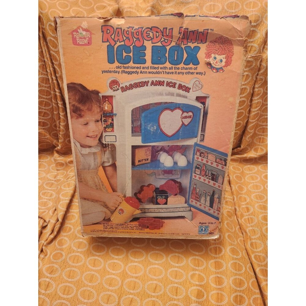 Hasbro Romper Room Raggedy Ann Kitchen Ice Box Toy